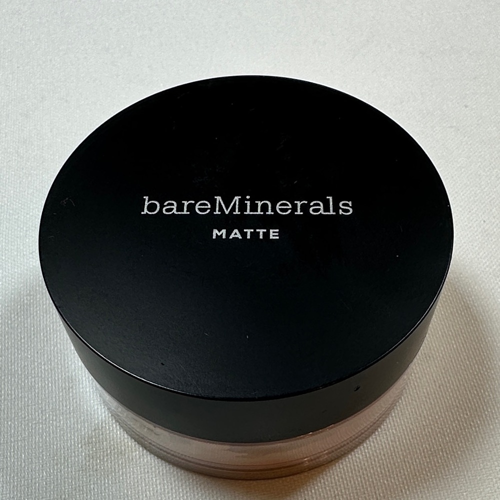 BRAND NEW - 2 - Unopened bareMinerals Matte Powdered Foundation Medium 10 - Picture 2 of 4